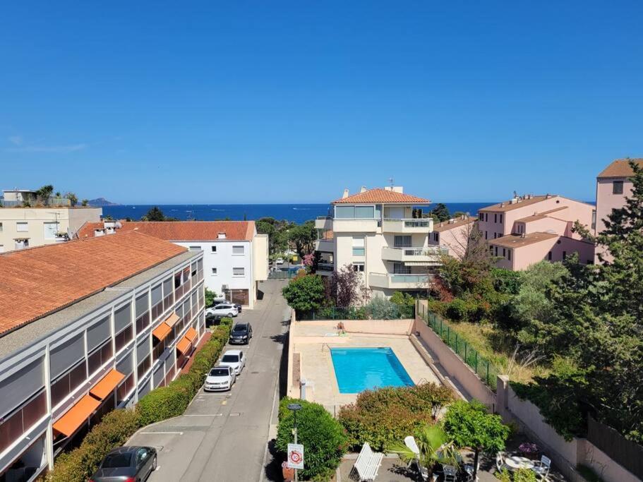 Bel Appartement A 200M De La Mer! Fréjus 외부 사진